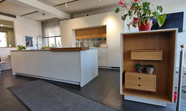 Warendorf L15 Insel Schrankwand Deckweiß Eiche von Warendorf