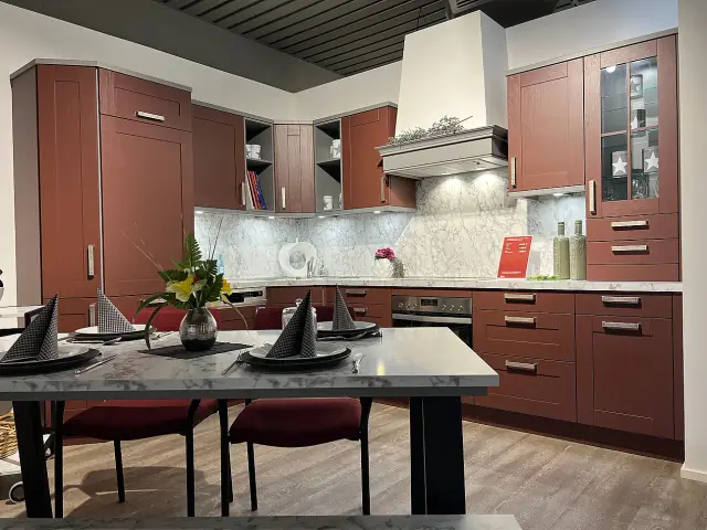 Schüller Casa Satin L-Küche Indischrot von Schüller